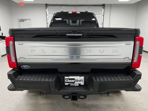 Used 2023 Ford F450 Platinum w/ FX4 Off-Road Package AWD/4WD image 8