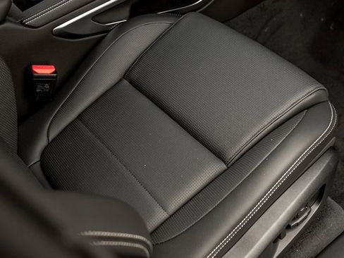 New 2026 Jaguar F-PACE R-Dynamic S image 28