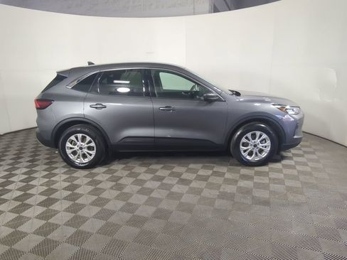 Certified 2023 Ford Escape Active w/ Tech Pack #2 image 9