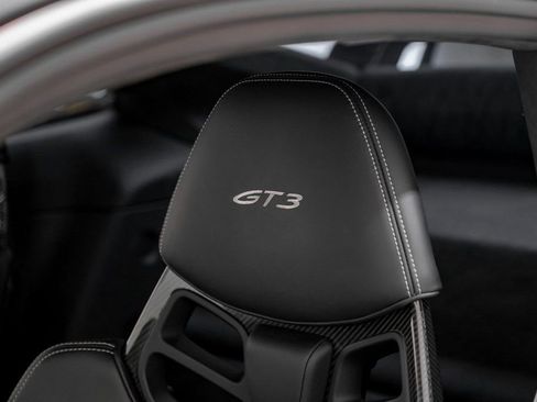 Used 2022 Porsche 911 GT3 image 31