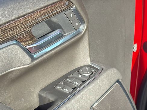 New 2026 Chevrolet Silverado 1500 LT w/ Texas Edition Plus image 9