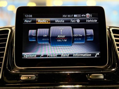 Used 2018 Mercedes-Benz GLE 350 4MATIC image 26