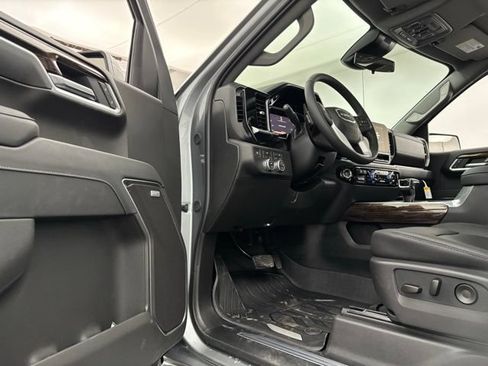 New 2026 GMC Sierra 1500 Elevation w/ Elevation Premium Package AWD/4WD image 16