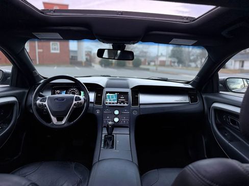 Used 2016 Ford Taurus SEL w/ Equipment Group 201A FWD image 15