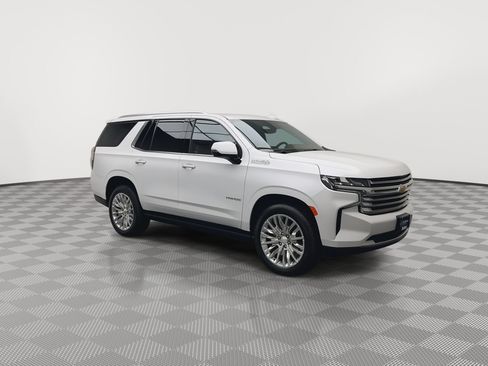 Certified 2023 Chevrolet Tahoe High Country w/ Premium Package AWD/4WD image 40