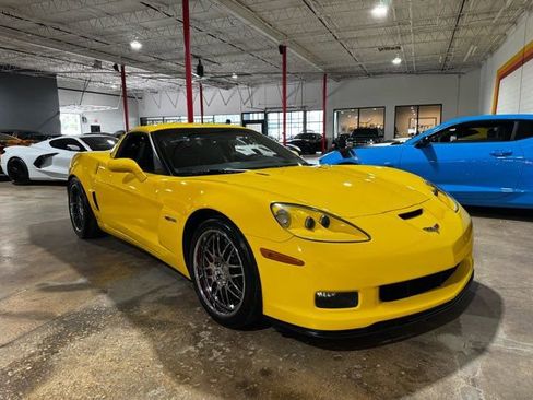 Used 2006 Chevrolet Corvette Z06 w/ Preferred Equipment Group RWD image 2