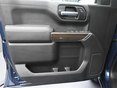 Used 2021 Chevrolet Silverado 1500 LT Trail Boss w/ Bed Protection Package image 17