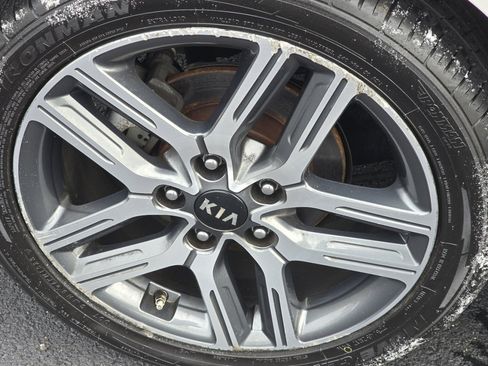 Used 2019 Kia Forte S w/ S Premium Package image 6