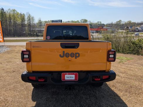 Used 2021 Jeep Gladiator Rubicon image 6