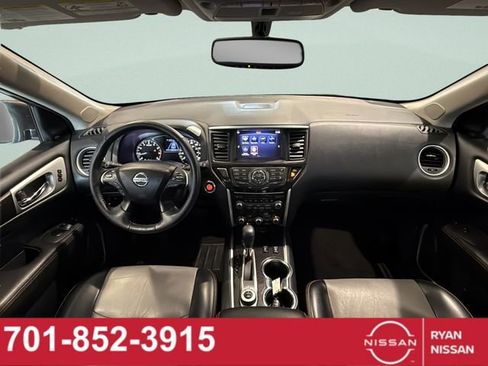 Certified 2020 Nissan Pathfinder SL image 10