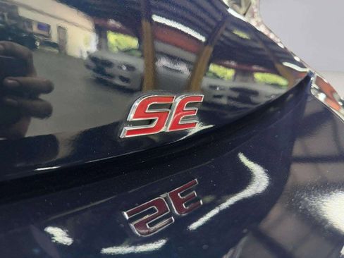 Used 2019 Toyota Corolla SE image 21