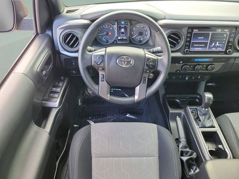 Used 2022 Toyota Tacoma TRD Sport w/ Technology Package RWD image 27