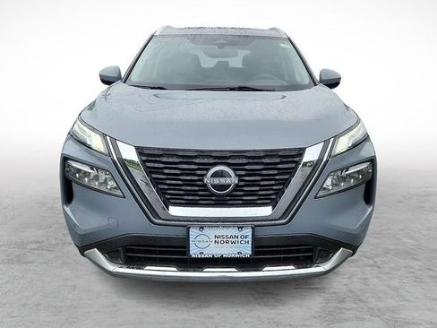 Used 2023 Nissan Rogue Platinum w/ Platinum Premium Package AWD/4WD image 2