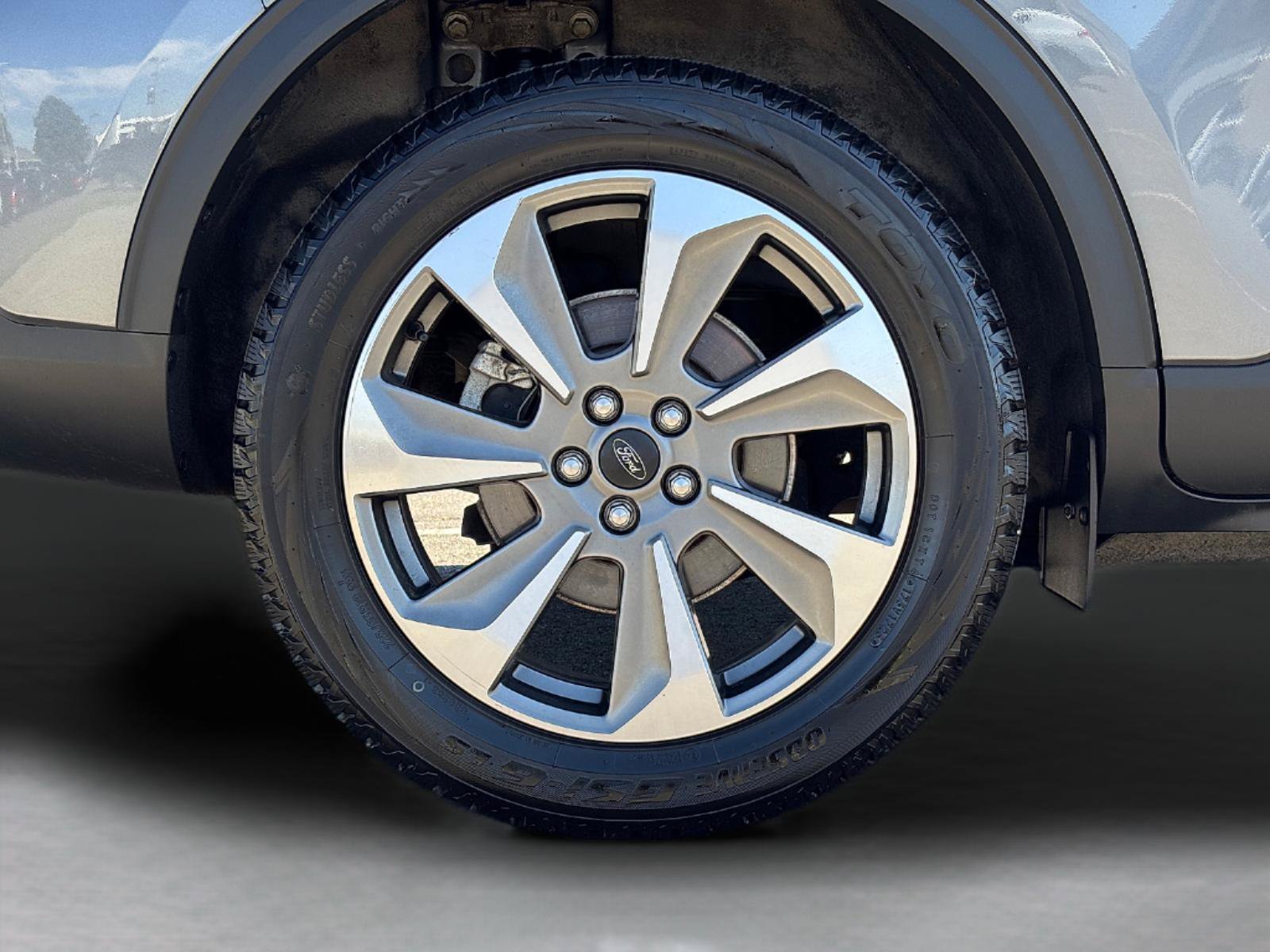 Used 2025 Ford Escape Platinum AWD/4WD image 11