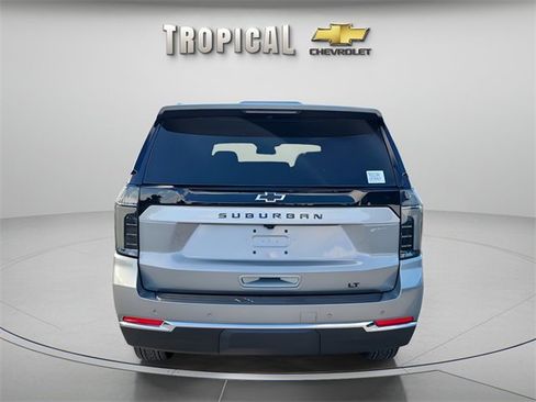 New 2026 Chevrolet Suburban LT w/ Comfort Package image 4