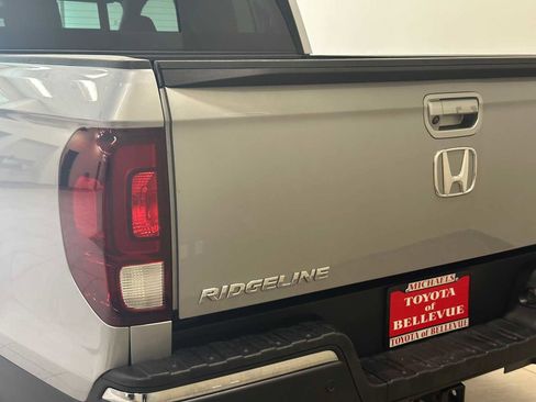 Used 2019 Honda Ridgeline RTL-E image 7
