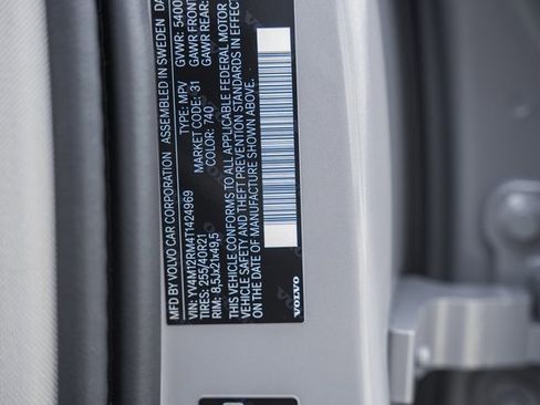 New 2026 Volvo XC60 B5 Ultra w/ Protection Package Premier image 41