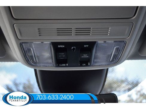 New 2026 Honda Odyssey Touring image 19