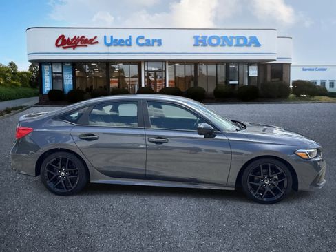 Used 2023 Honda Civic Sport image 6