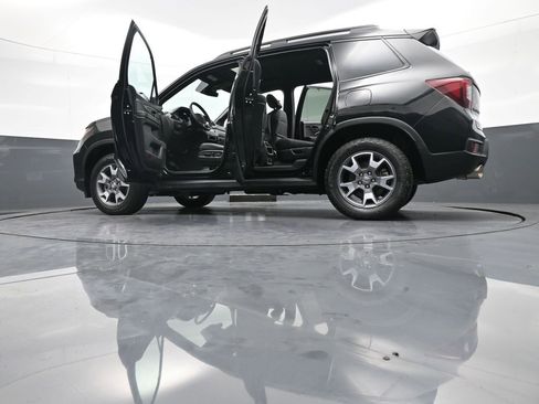 Certified 2022 Honda Passport TrailSport image 49