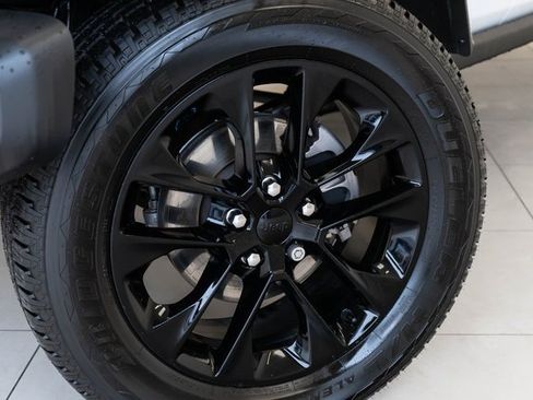 Used 2022 Jeep Wrangler Unlimited Sahara w/ Cold Weather Group image 2