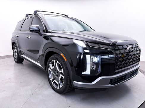 Used 2023 Hyundai Palisade SEL w/ Premium Package FWD image 13