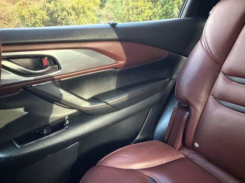 Used 2018 MAZDA CX-9 Signature image 28