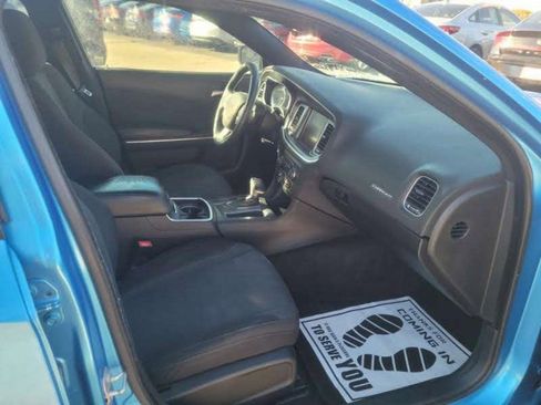 Used 2015 Dodge Charger R/T image 12