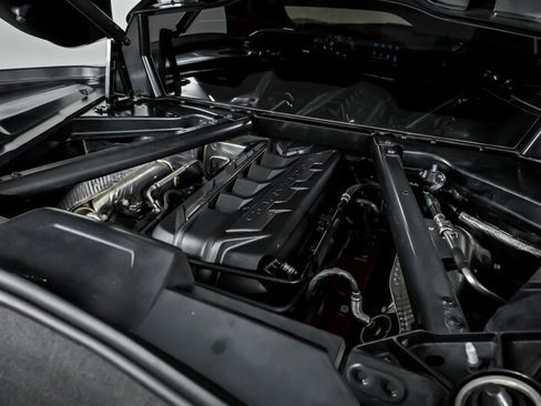 Used 2023 Chevrolet Corvette Stingray Preferred Cpe w/ Z51 Performance Package RWD image 11