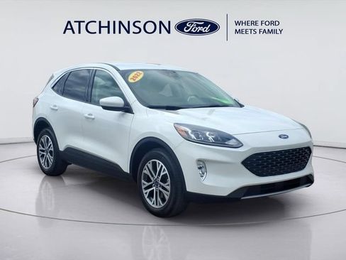 Certified 2022 Ford Escape SEL AWD/4WD image 3