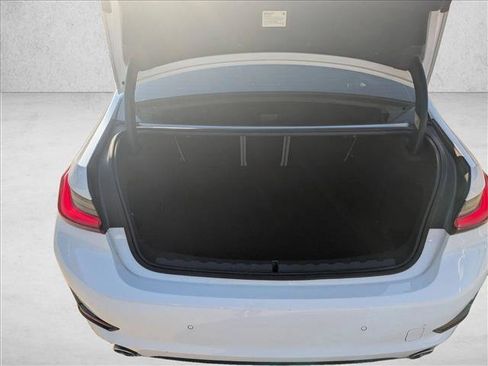 Used 2022 BMW 330i Sedan w/ Convenience Package RWD image 7