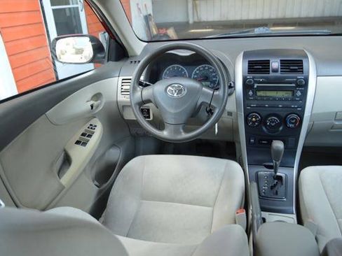 Used 2009 Toyota Corolla LE w/ All Weather Guard Pkg FWD image 42