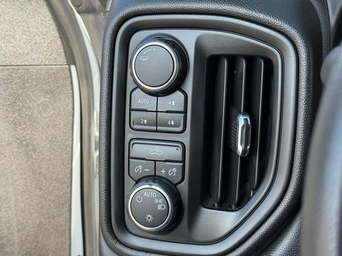 Used 2020 Chevrolet Silverado 1500 Custom Trail Boss w/ Custom Convenience Package image 14