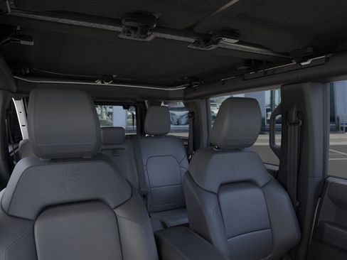New 2025 Ford Bronco Outer Banks AWD/4WD image 12
