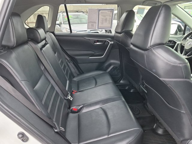 Used 2022 Toyota RAV4 XLE Premium AWD/4WD image 7