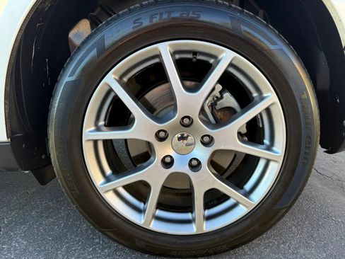 Used 2015 Dodge Journey R/T w/ Flexible Seating Group FWD image 8