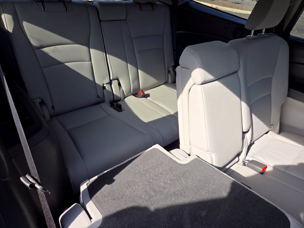 Used 2020 Honda Pilot Touring image 31