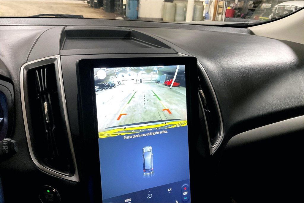 Certified 2024 Ford Edge SEL AWD/4WD image 20