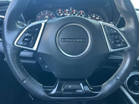 Used 2017 Chevrolet Camaro LT RWD image 30