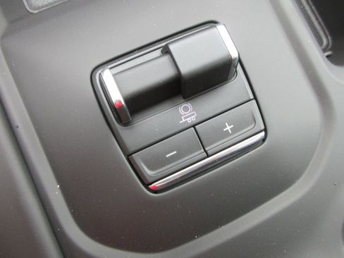 New 2026 GMC Sierra 2500 AT4X w/ AT4X AEV Edition AWD/4WD image 21