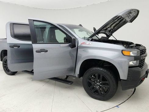 Certified 2021 Chevrolet Silverado 1500 Custom Trail Boss AWD/4WD image 9