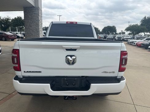 Used 2024 RAM 2500 Laramie AWD/4WD image 4