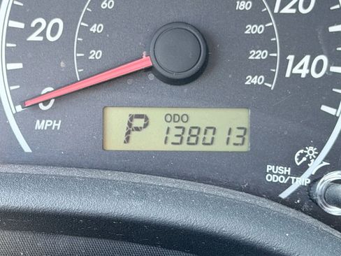 Used 2013 Toyota Corolla L image 8