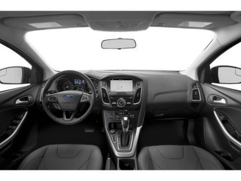 Used 2015 Ford Focus Titanium w/ Titanium Technology Package FWD image 8