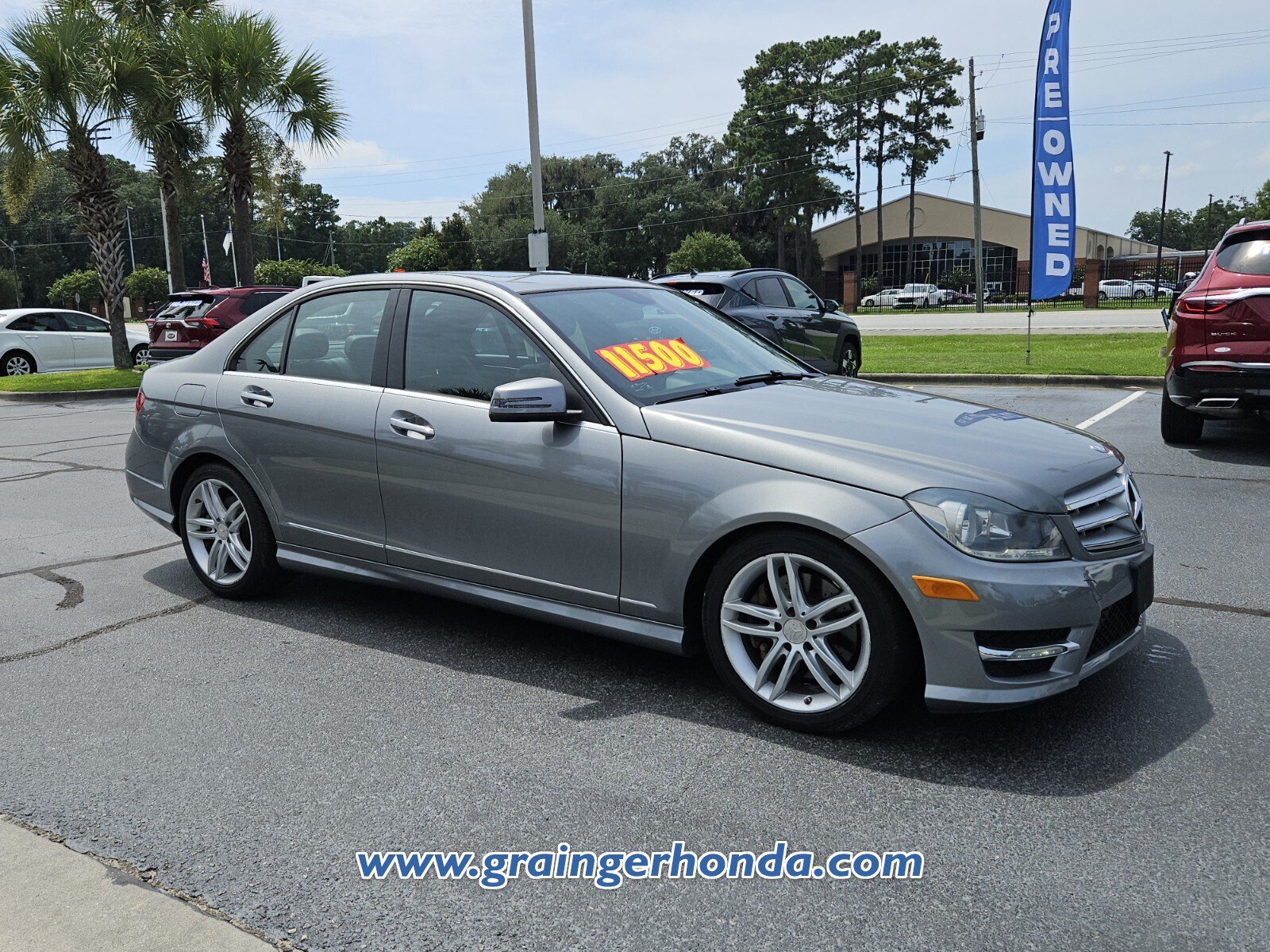 Used 2013 Mercedes-Benz C 300 4MATIC Sedan image 7