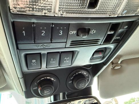 Used 2024 Toyota 4Runner TRD Off-Road Premium w/ Moonroof Package AWD/4WD image 21