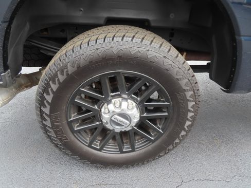 Used 2022 Ford F250 Lariat w/ Black Appearance Package image 22