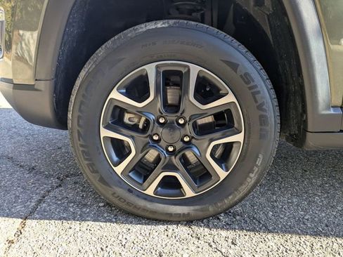 Used 2019 Jeep Compass Trailhawk w/ Leather Interior Group image 21