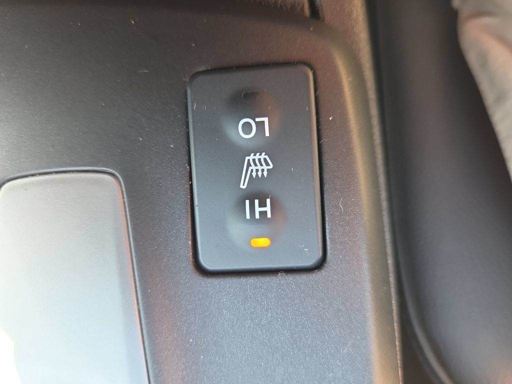 Used 2017 Acura RDX w/ Technology Package AWD/4WD image 39