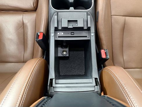 Used 2020 Subaru Outback Touring XT AWD/4WD image 35